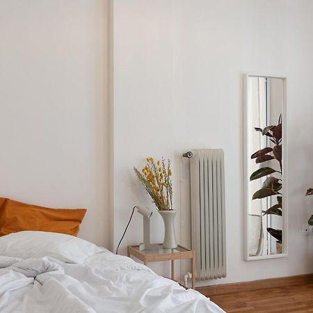 אתונה Studio With Sunny Balcony In Exarcheia מראה חיצוני תמונה