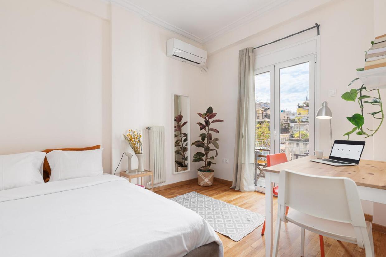 אתונה Studio With Sunny Balcony In Exarcheia מראה חיצוני תמונה